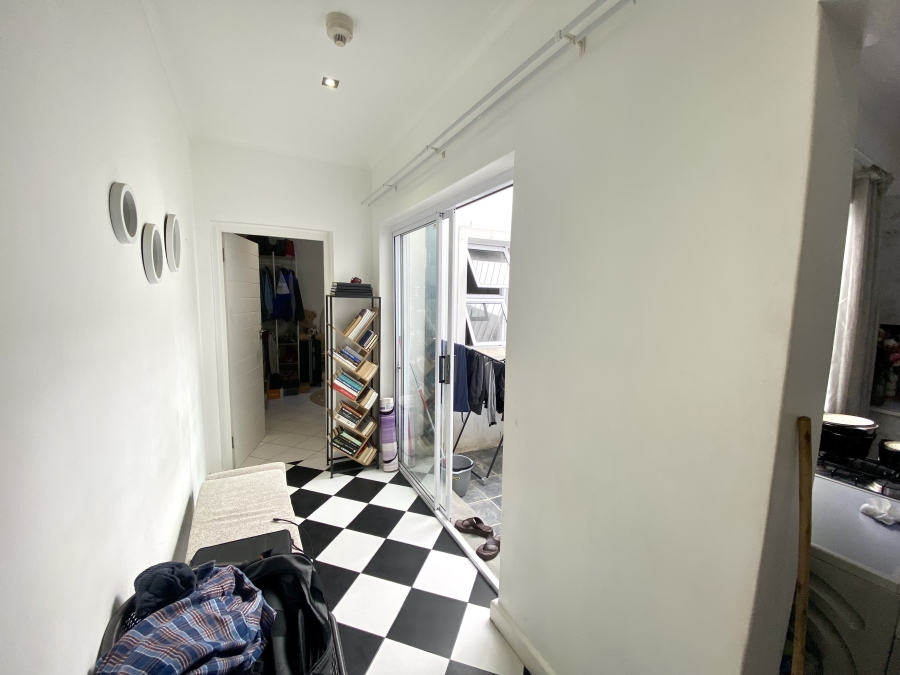 1 Bedroom Property for Sale in Claremont Upper Western Cape